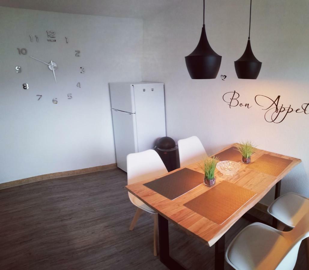 Apartamento Albnest - Wohlfühlen in der nähe der Alb Karlsruhe Exterior foto